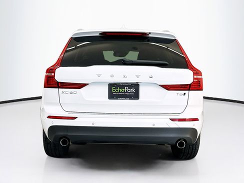 Used 2021 Volvo XC60 T6 Momentum w/ Protection Package Premier AWD/4WD image 7