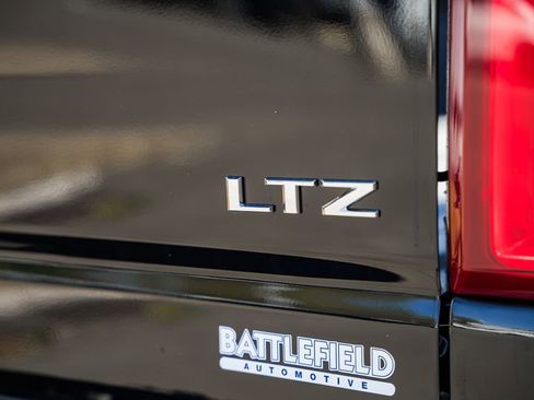 New 2026 Chevrolet Silverado 3500 LTZ w/ LTZ Convenience Package AWD/4WD image 8