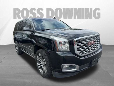 Used 2019 GMC Yukon Denali w/ Denali Ultimate Package image 3