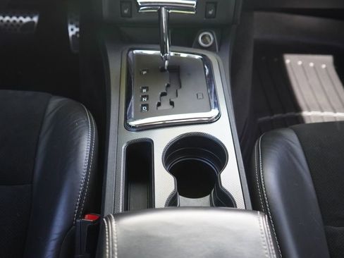 Used 2014 Dodge Challenger R/T RWD image 19