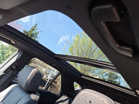 New 2026 Mercedes-Benz GLE 350 4MATIC image 12
