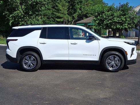 Certified 2024 Chevrolet Traverse LT AWD/4WD image 26