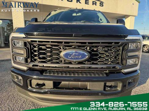 Used 2024 Ford F350 Lariat w/ Lariat Ultimate Package image 3