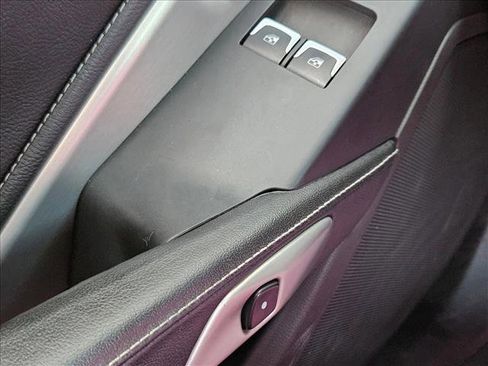 Used 2015 Chevrolet Corvette Stingray Coupe image 16