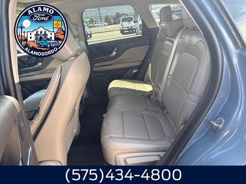 Used 2024 Lincoln Corsair Reserve w/ Equipment Group 201A image 11