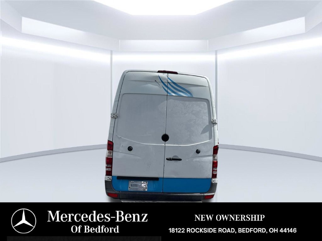 Used 2015 Mercedes-Benz Sprinter 2500 image 3