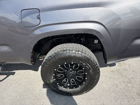 Used 2020 Toyota Tacoma SR image 10