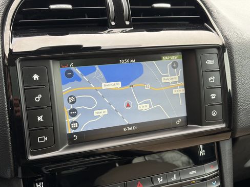 Used 2018 Jaguar F-PACE Premium AWD/4WD image 33