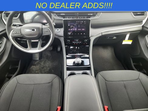 New 2025 Jeep Grand Cherokee L Laredo w/ Trailer Tow Package image 23