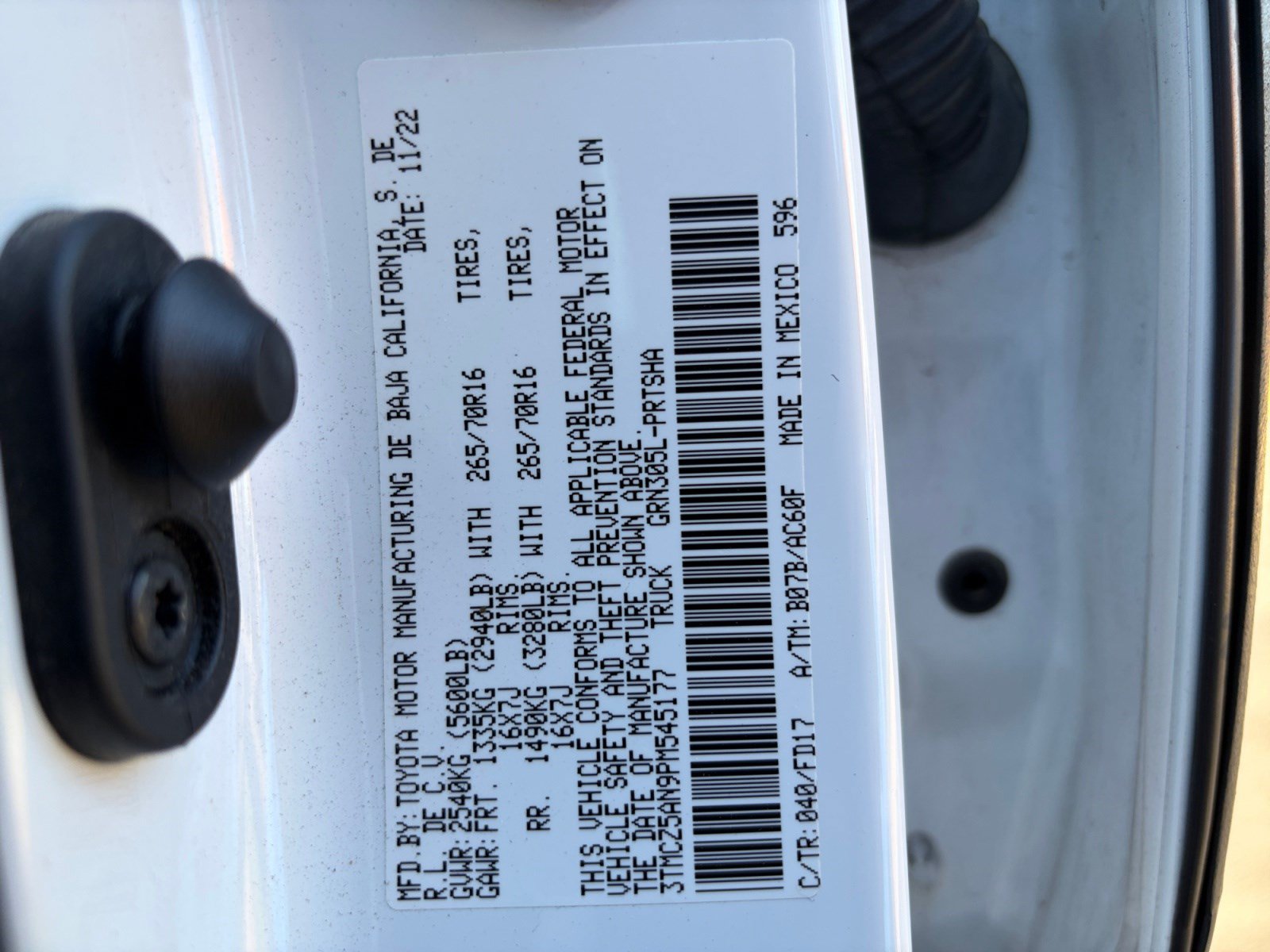 Certified 2023 Toyota Tacoma TRD Off-Road AWD/4WD image 32