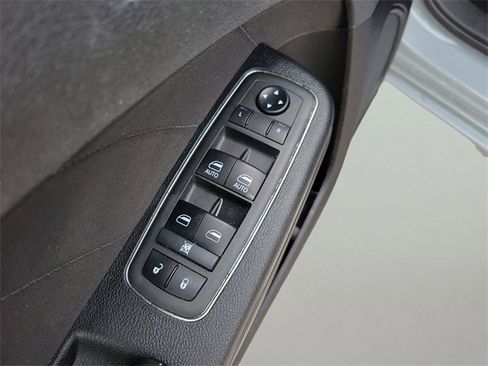 Used 2021 Dodge Charger SXT w/ Blacktop Package image 14