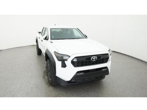 New 2025 Toyota Tacoma TRD Off-Road AWD/4WD image 14