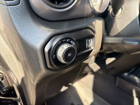 Used 2023 Jeep Wrangler Unlimited Sport AWD/4WD image 19