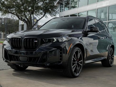 Used 2025 BMW X5 M60i image 4