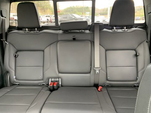 New 2026 Chevrolet Silverado 1500 LTZ w/ LTZ Premium Package image 17