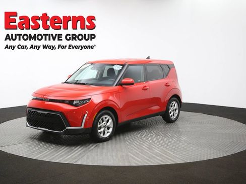 Used 2023 Kia Soul LX w/ Option Group 015 FWD image 55