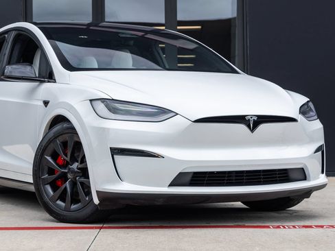 Used 2023 Tesla Model X Plaid AWD/4WD image 5