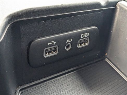 Used 2024 RAM 1500 Classic SLT image 21