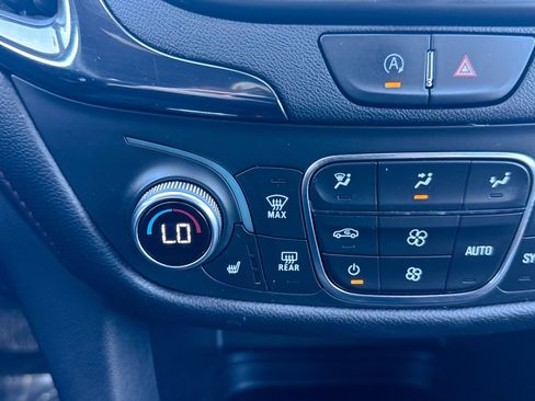 Certified 2023 Chevrolet Equinox RS w/ RS Leather Package AWD/4WD image 33