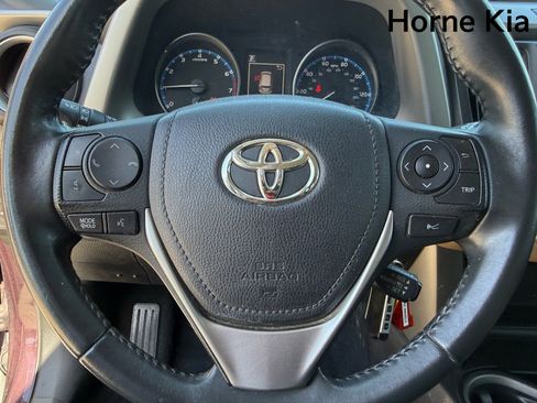 Used 2017 Toyota RAV4 XLE w/ Carpet Mat Package FWD image 13
