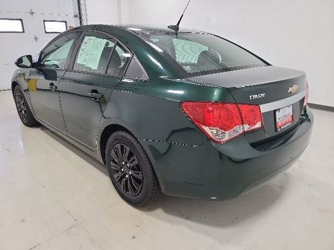 Used 2014 Chevrolet Cruze LS FWD image 25