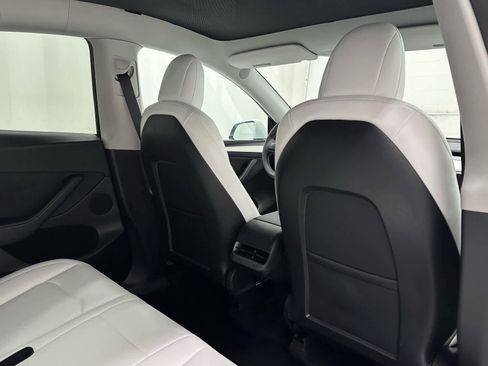 Used 2023 Tesla Model Y Long Range image 20