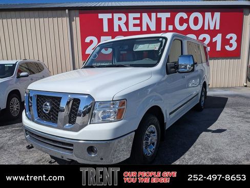 Used 2021 Nissan NV 3500 SL image 1