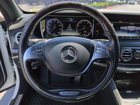 Used 2016 Mercedes-Benz S 550 Sedan image 17