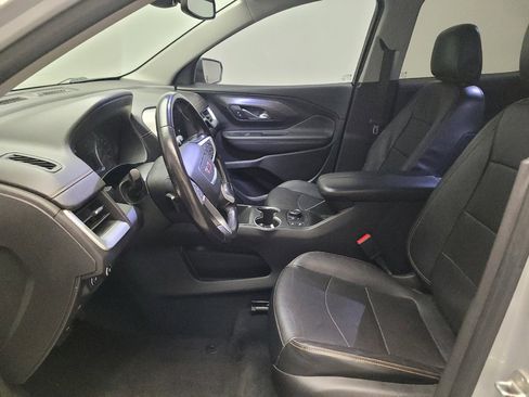 Used 2020 GMC Terrain SLT FWD image 17