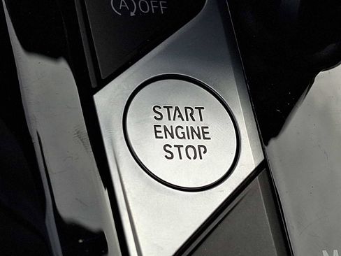 Used 2023 BMW X4 xDrive30i w/ M Sport Package image 28