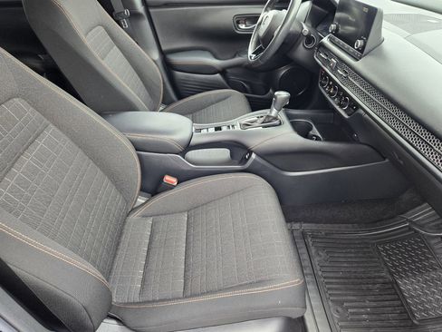 Used 2023 Honda HR-V Sport image 17