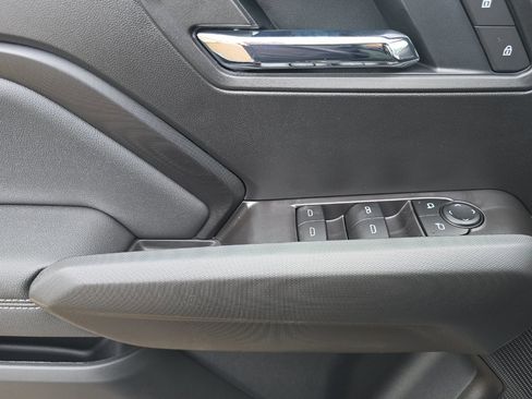 New 2026 GMC Canyon Elevation w/ Convenience Package image 9