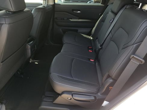 New 2026 Nissan Pathfinder SL w/ Cargo Package FWD image 15