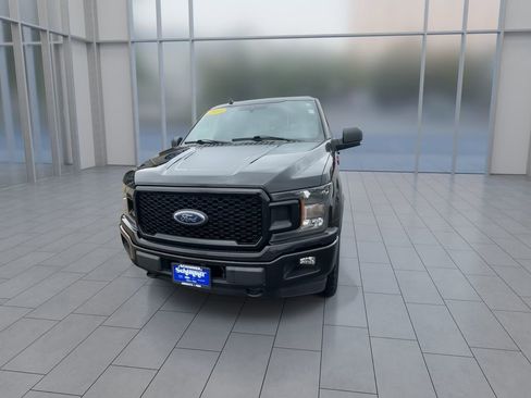 Used 2019 Ford F150 XLT w/ Equipment Group 302A Luxury image 3