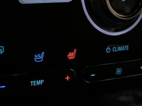 Used 2018 Ford Explorer Platinum image 34