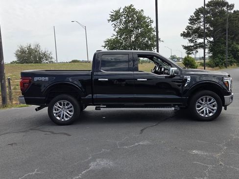 Used 2024 Ford F150 Lariat w/ FX4 Off-Road Package AWD/4WD image 12