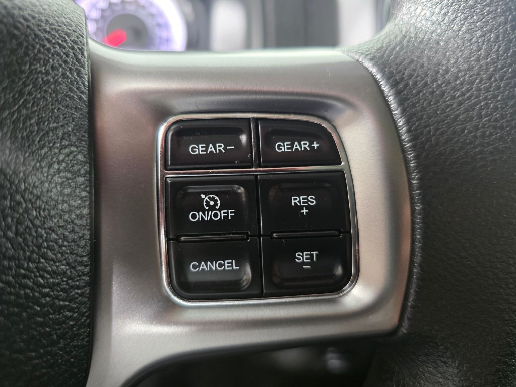 Used 2024 RAM 1500 Classic SLT AWD/4WD image 27