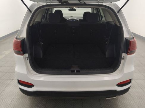 Used 2019 Kia Sorento AWD V6 image 29