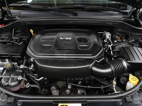 Used 2017 Jeep Grand Cherokee Overland AWD/4WD image 32