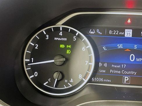 Used 2023 Nissan Maxima SR w/ Sport Mat Group FWD image 13