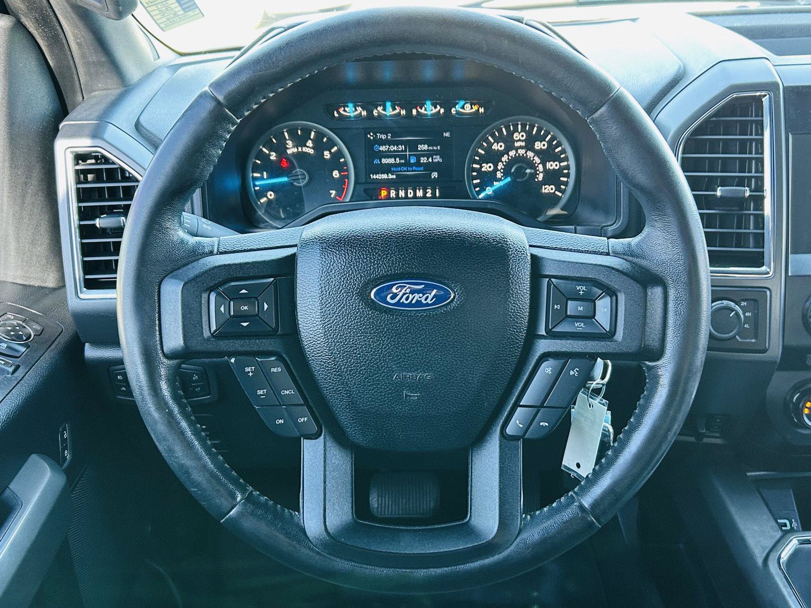 Used 2017 Ford F150 XLT w/ Equipment Group 302A Luxury AWD/4WD image 12