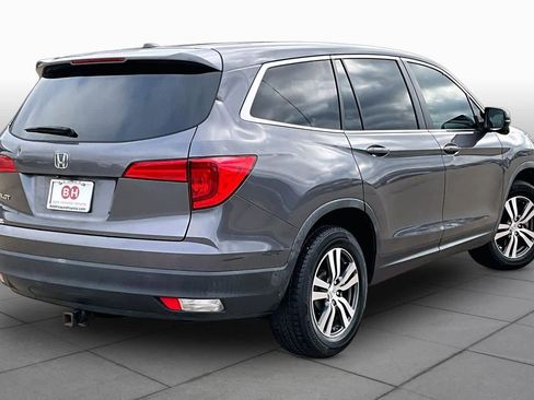 Used 2018 Honda Pilot EX image 11