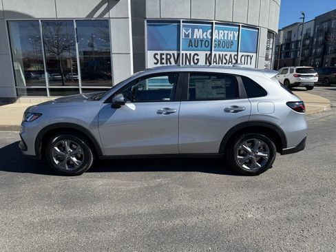 New 2026 Honda HR-V LX image 2