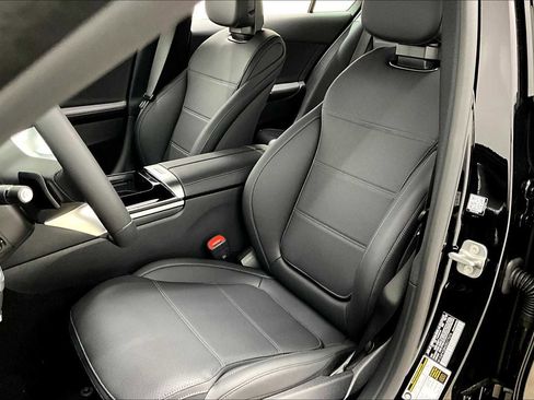 New 2025 Mercedes-Benz C 300 C 300 image 9