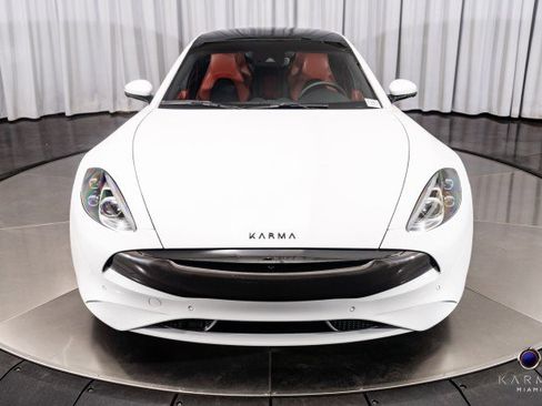 New 2025 Karma Revero Luxury image 4