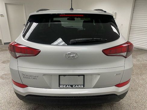 Used 2017 Hyundai Tucson SE image 6