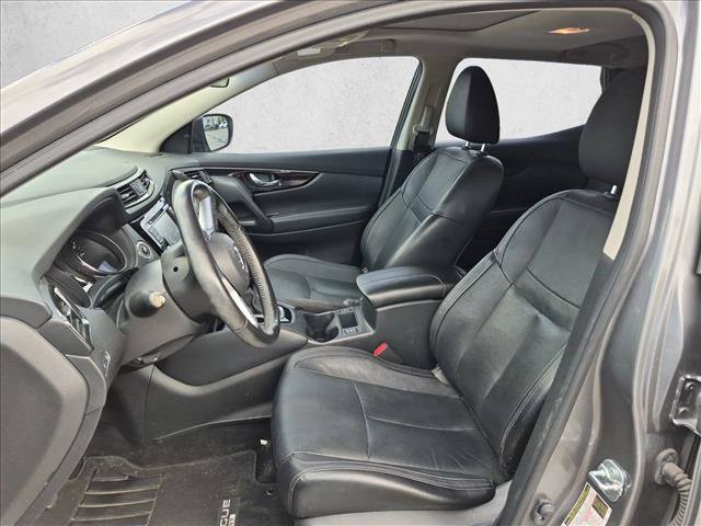 Used 2018 Nissan Rogue Sport SL w/ SL Premium Package FWD image 14