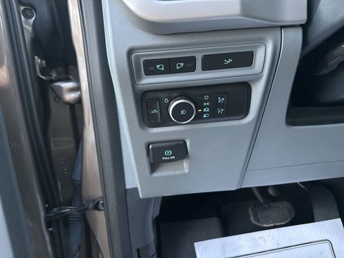 Used 2022 Ford F150 XLT w/ Equipment Group 302A High image 17