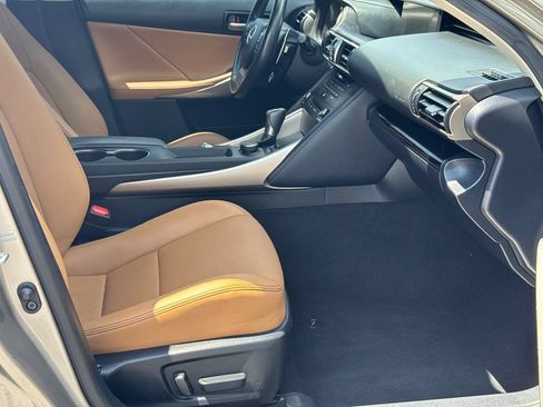 Used 2019 Lexus IS 300 w/ Accessory Package RWD image 13