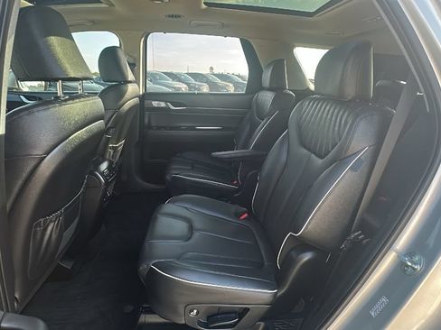 Used 2023 Hyundai Palisade Limited FWD image 33